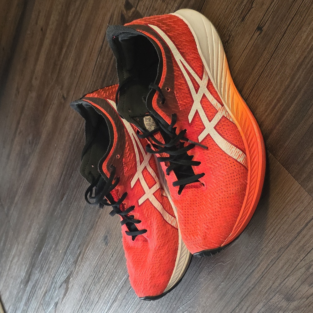 Mens ASICS Magic Speed